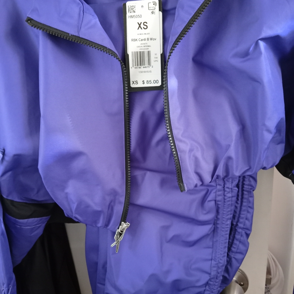 Cardi b Reebok sweatsuit - Picture 2 of 4